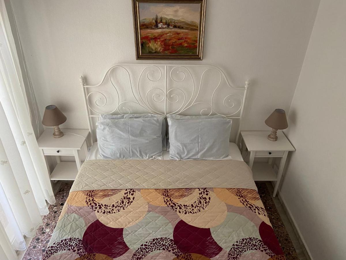 Stefani Apartment With A Sea View Terrace! Неа-Муданья Экстерьер фото